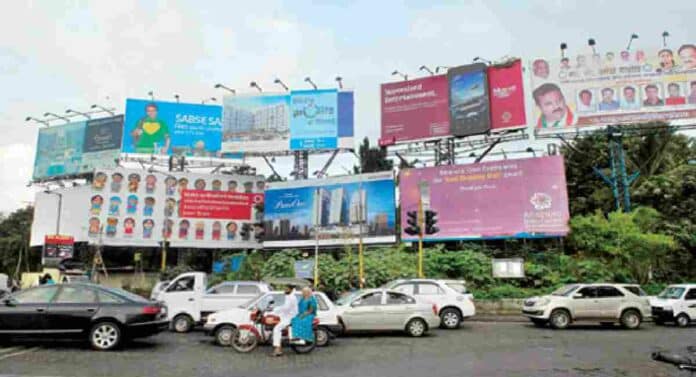 hoarding in Mumbai are safe, according to the municipal corporation