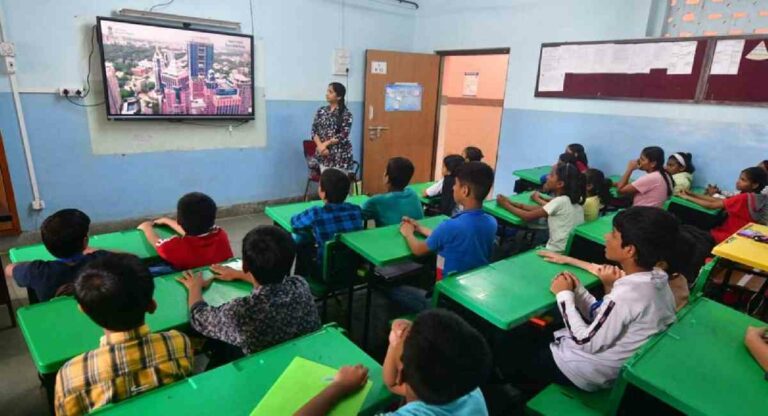 BMC School मधील मुलांचे यंदाही रडगाणे, गणवेशासह शालेय वस्तू मिळणार उशिराने