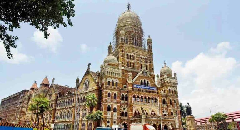 BMC : महापालिकेत सनदी अधिकाऱ्यांचे होते खच्चीकरण