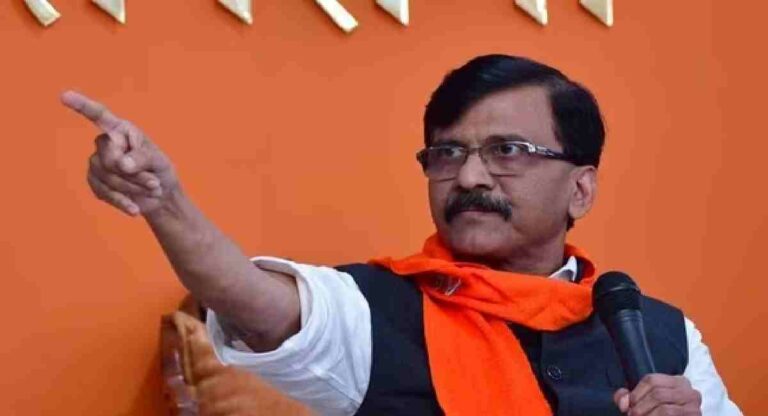 Sanjay Raut : शिंदे – फडणवीस सरकार येत्या तीन महिन्यात पडणार; संजय राऊत यांची भविष्यवाणी