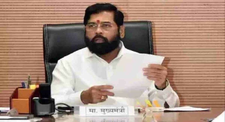 Eknath Shinde :  मैला सफाईच्या यंत्रसामुग्रीसाठी  अर्थसहाय्य ; मुख्यमंत्री एकनाथ शिंदे यांची माहिती