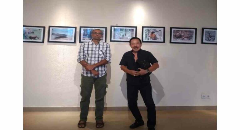 Photo Exhibition : वन्य जीवनावर प्रकाशझोत टाकणारे अमोल हेंद्रेंचे इंडोनेशियातील अनोखे चित्र प्रदर्शन 