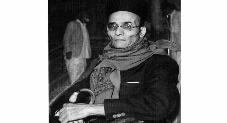 Veer Savarkar Jayanti 2023 : आत्म्याचे समर्पण करणारा निश्चयाचा महामेरू!