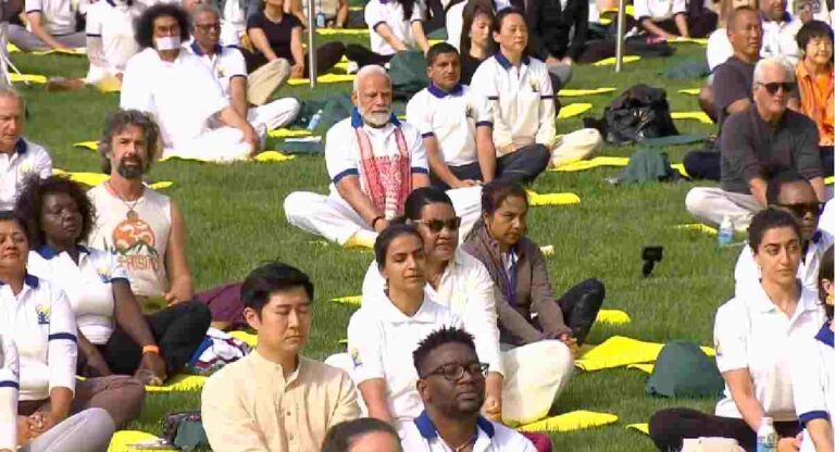 Yoga Day 2024: “योग अर्थव्यवस्थेने” भारतात रोजगार निर्माण केला, १० वर्षांच्या विस्ताराविषयी मोदींनी सांगितले…