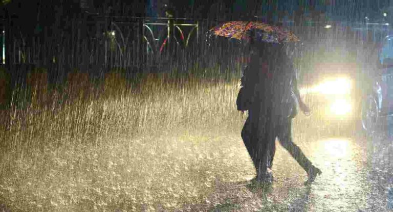 Heavy Rain : विदर्भात पुढील चार दिवस मुसळधार तर मुंबईला ऑरेंज अलर्ट