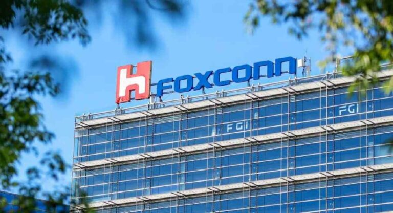 Foxconn in India : फॉक्सकॉन कंपनीने तेलंगाणातील गुंतवणूक आणखी ४०० दशलक्ष अमेरिकन डॉलरनी वाढवली