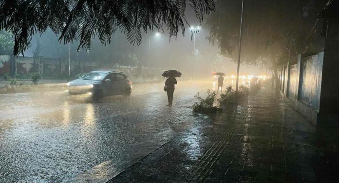 Heavy Rain : राज्यात आज मुसळधार, हवामान खात्याने दिला इशारा