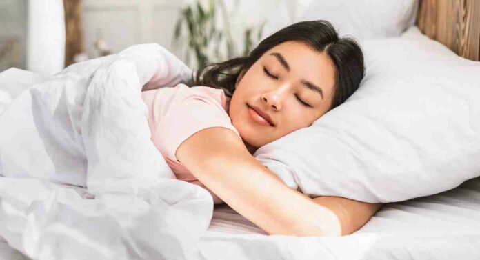 Night Sleep : रात्रीची झोप अपुरी होते का ? 'या' 5 सवयी टाळा