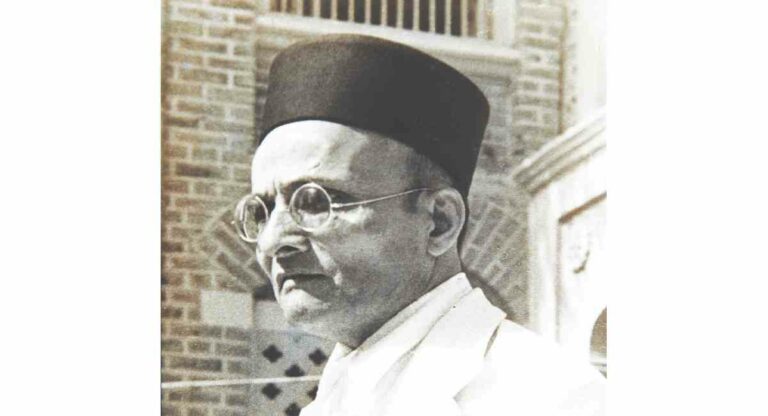 Veer Savarkar : बाल वयातच सावरकरांच्या लेखन प्रवासाची सुरुवात