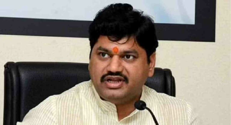 Dhananjay Munde : कृषिमंत्री धनंजय मुंडे घेणार मराठवाड्यातील पीक-पाणी, दुष्काळ सदृश परिस्थितीचा आढावा