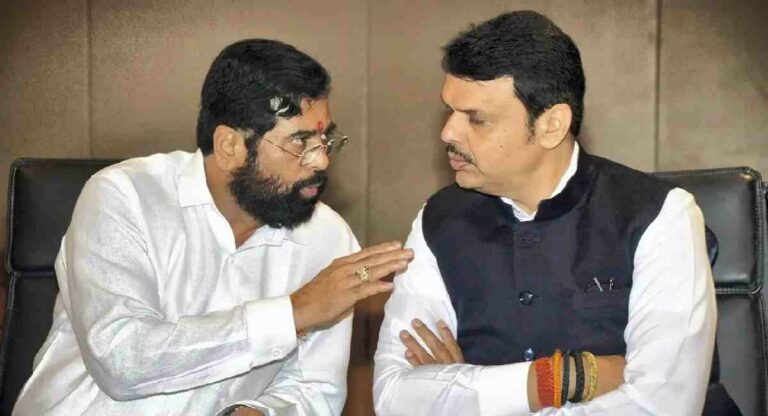 BJP vs Shiv sena :कल्याणमध्ये शिवसेना आणि भाजप समर्थक भिडले; शिवसेनेच्या कार्यकर्त्यांकडून भाजप कार्यकर्त्यांना मारहाण