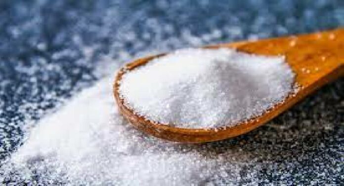 Overconsumption Of Salt : अतिरिक्त मिठाच्या सेवनाने मिळते आजारांना निमंत्रण