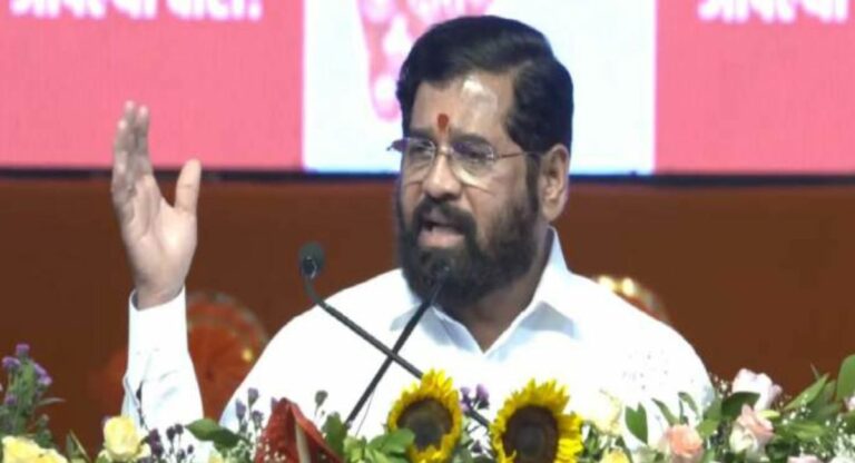 Chief Minister Eknath Shinde : ऑनलाइनवरून त्यांना लाइनवर आणले, मुख्यमंत्री एकनाथ शिंदेंचा उद्धव ठाकरेंना टोला