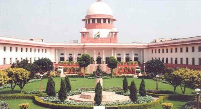 Supreme Court : उच्च न्यायालयाच्या वेळकाढूपणाविषयी सर्वोच्च न्यायालय नाराज