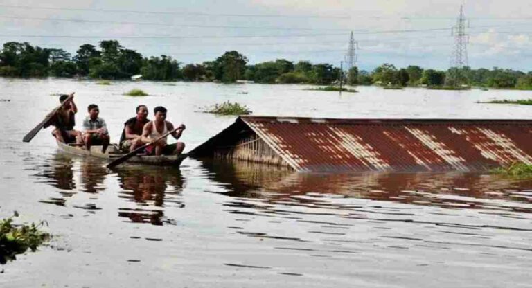 Assam Flood : आसाममधील पूरस्थिती कायम, ५८३ गावं अजूनही पाण्याखाली