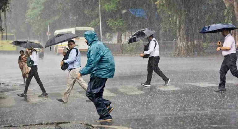 Rain : मुंबई मध्ये पावसाची जोरदार बॅटींग ,अंधेरी सबवे वाहतुकीसाठी पूर्णपणे बंद