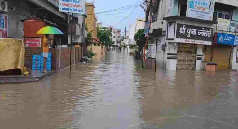 Nagpur Rain : नागपूर मध्ये पावसाचा हाहाकार, तात्काळ मदत करण्याचे उपमुख्यमंत्री देवेंद्र फडणवीस यांचे आवाहन