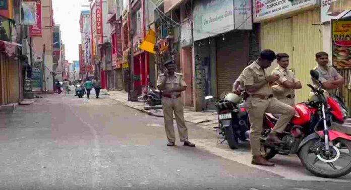 Karnatak Bandh : कावेरी पाणी प्रश्न पेटला ,२०० आंदोलनकर्ते ताब्यात