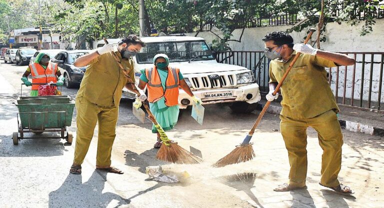 Sweepers : सफाई कामगारांसाठी सुमारे २४ लाखांची हजेरी चौकी