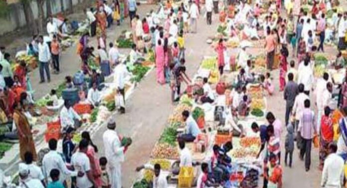 Pune Weekly Market : पुणेकरांना वाहतूक कोंडी, अस्वच्छतेपासून दिलासा; शहरात आठवडी बाजाराबाबत नियमावली जाहीर