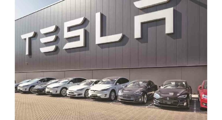 Tesla : टेस्ला कारचे काही स्पेअर पार्ट्स भारतातून निर्यात होणार