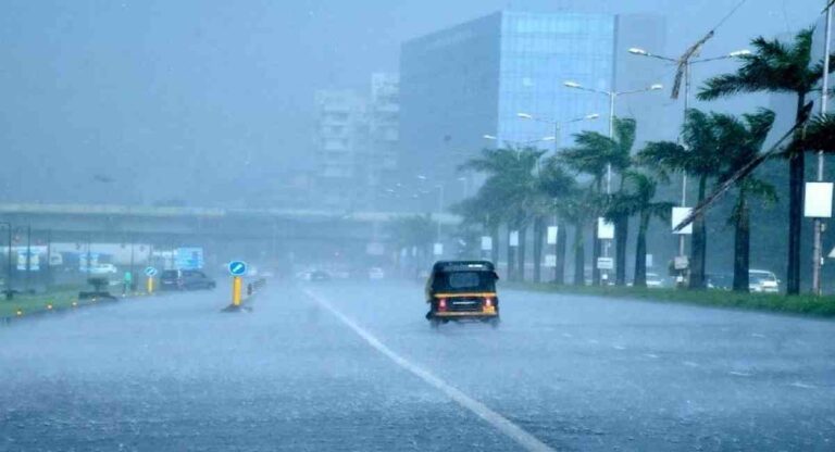 Monsoon Update : देशात परतीच्या पावसाचा धुमाकूळ; ‘या’ भागात जोरदार पावसाचा अंदाज