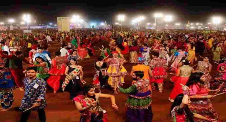 Navaratri 2023 : गुजरातमध्ये गरबा खेळताना २४ तासांत १० जणांचा हार्टअटॅकने मृत्यू