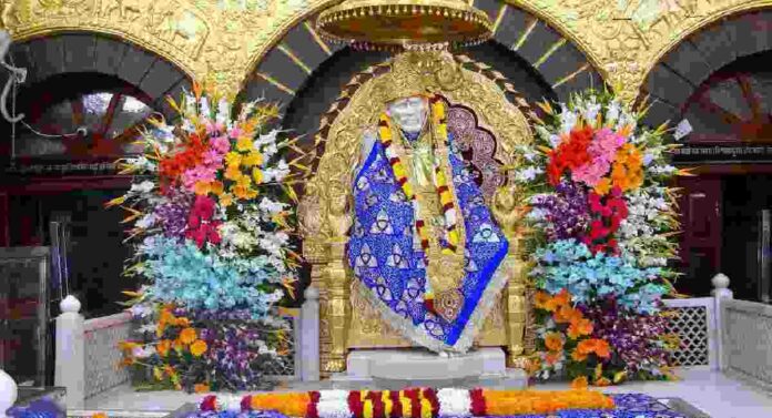 Shirdi : देवाच्या समक्षच पैशाचा अपहार; कर्मचाऱ्याने बनवल्या बनावट पावत्या