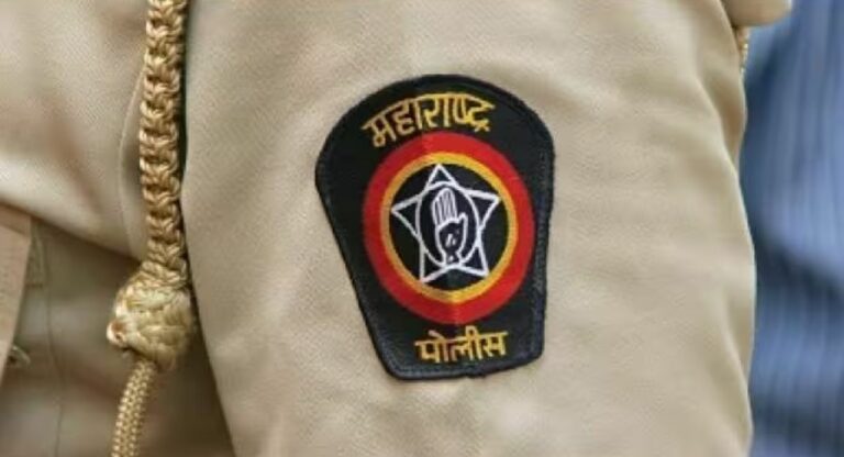 Borivali Police : भारतीय बनून परदेशात जाणाऱ्या बांगलादेशी नागरिकांचा पोलिसांनी लावला छडा