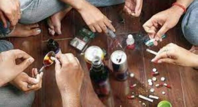 Youth Drugs Addiction : ड्रग्जच्या विळख्यात तरुणाई