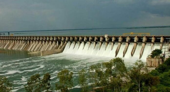 Ujani Dam : परतीच्या पावसामुळे उजनी धरणाच्या पाणीसाठ्यात वाढ होण्याची शक्यता, जलसंपदा विभागाची माहिती