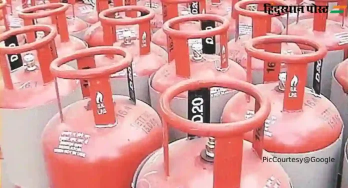 LPG Price : व्यावसायिकांना दिलासा, दिल्लीपासून मुंबईपर्यंत एलपीजी चे काय आहेत नवे दर