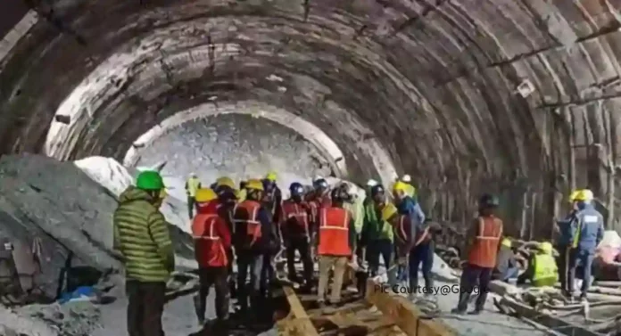 Uttarkashi Tunnel Accident : एंडोस्कोपी कॅमेऱ्यातून प्रत्यक्ष दिसले ४१ कामगार