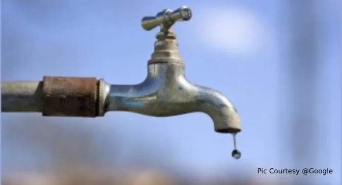 Mumbai Water : यंदा पाणीपट्टी दरवाढ रद्द, मुख्यमंत्र्यांच्या निर्देशानुसार महापालिकेने केली घोषणा