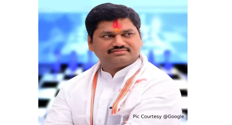 शेतकऱ्यांना १ हजार ९२७ कोटींची भरपाई; Dhananjay Munde यांची माहिती