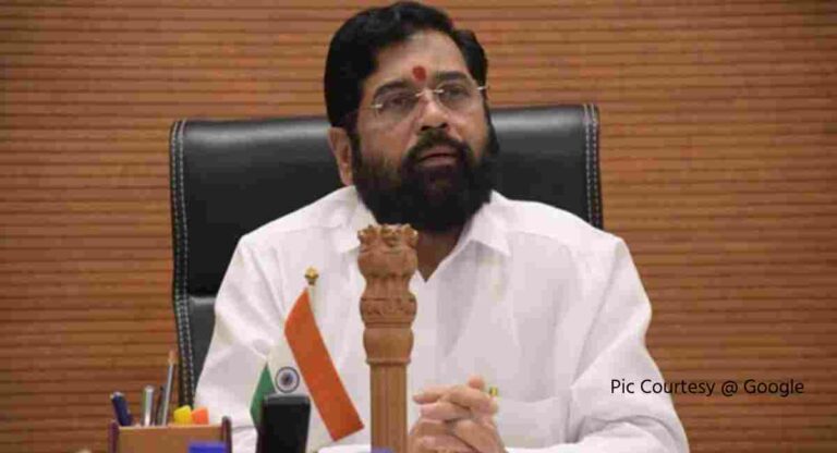 Eknath Shinde : मुख्यमंत्र्यांच्या खासगी निवासस्थानाजवळील वाहतूक व्यवस्थेत केला बदल