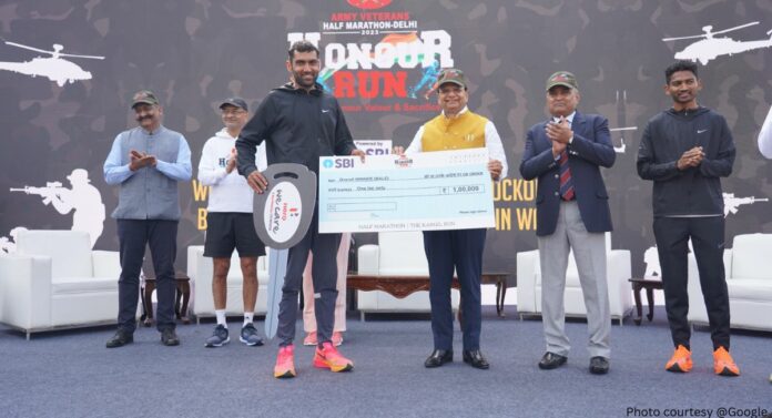 Half Marathon: भारतीय सैन्याकडून माजी सैनिकांना अर्ध मॅरेथॉन 'अॉनर रन' द्वारे मानवंदना