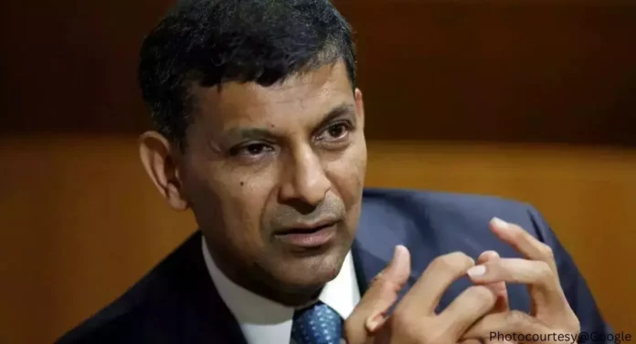 Former Governor Raghuram Rajan: ...तर भारत श्रीमंत होण्याआधीच म्हातारा देश होईल, आरबीआयचे माजी गव्हर्नर यांचे विधान