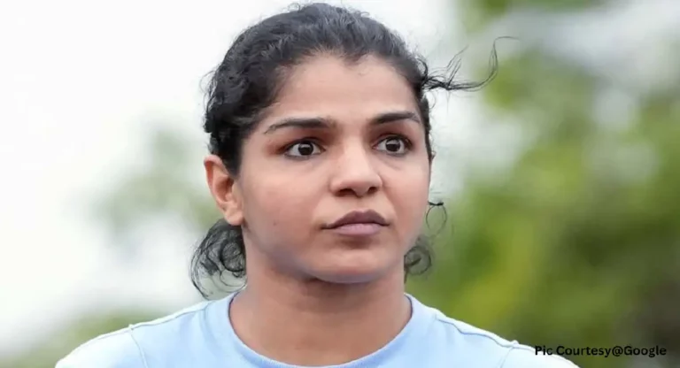 Sakshi Malik : साक्षी मलिकचा कुस्तीपटूंना तात्पुरत्या समितीने आयोजित केलेल्या स्पर्धेत सहभागी होण्याचा सल्ला