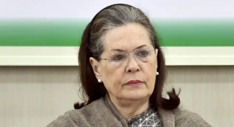 Sonia Gandhi : सोनिया गांधी यांची लोकसभा निवडणुकीतून माघार?; काय आहे कारण ?