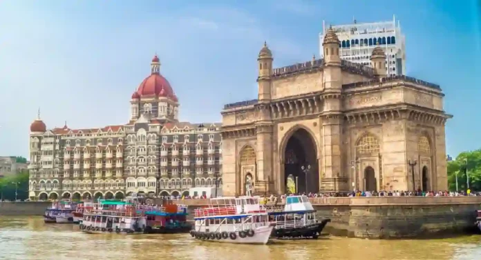 Hotels Near Gateway of India : मुंबईतील गेटवे ऑफ इंडिया परिसराला भेट द्यायची आहे ? 'ही' आहेत लक्झरी हॉटेल्स