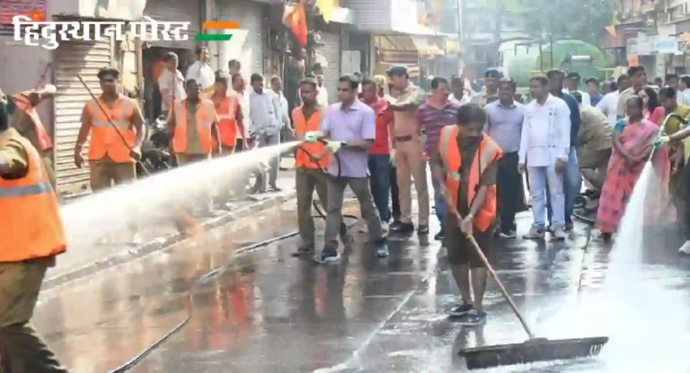 Deep Cleaning : मशीद बंदर परिसरात रस्त्यांची सफाई, पण वाढीव आणि अनधिकृत बांधकामांची साफसफाई कधी?