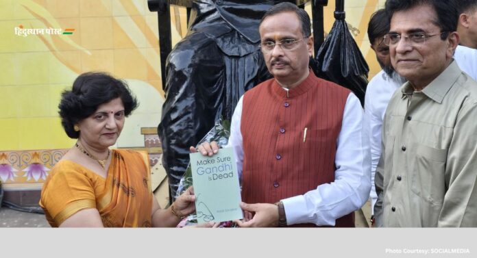 Dinesh Sharma : ही निवडणूक सावरकरांना आदर्श मानणारे आणि त्यांचा अपमान करणारे यांच्यातील आहे; दिनेश शर्मा यांचे परखड प्रतिपादन