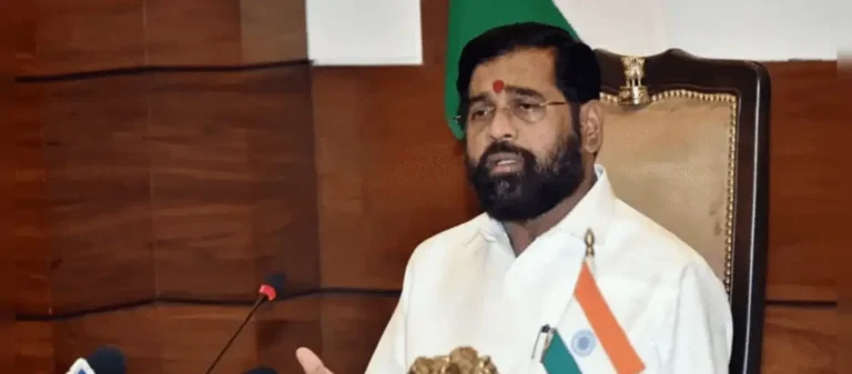 Eknath Shinde: उद्धव ठाकरे यांनी आता नवीन ज्योतिषी शोधावा, शिवसेना आमदारांच्या पक्षांतराच्या दाव्यावर शिंदेंचा पलटवार