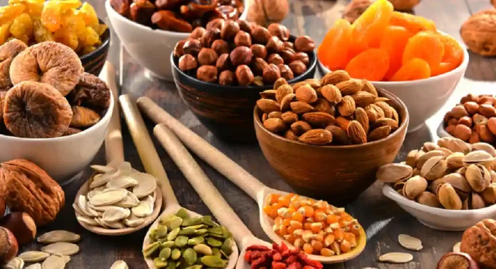 Dry Fruits : सुका मेवा खाण्याचे 'हे' फायदे तुम्हाला माहिती आहेत का ?