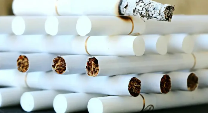 Cigarettes Seized : मुंबई, नवी मुंबईतून 8 कोटी रुपये किंमतीच्या परदेशी ब्रँडेड सिगारेट जप्त