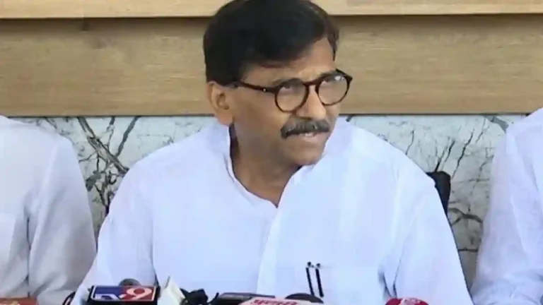 Sanjay Raut: संजय राऊतांची जीभ घसरली; औरंगजेबासोबत केली पंतप्रधान मोदींची तुलना