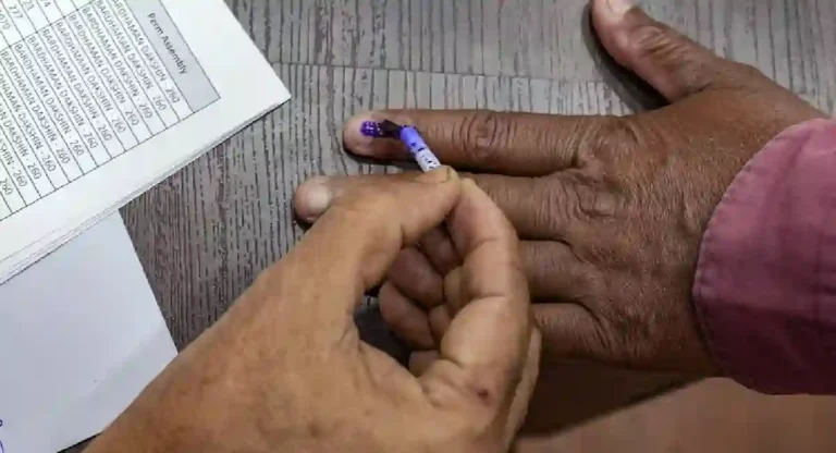 Lok Sabha Election 2024: नाशिकमध्ये 25 केंद्रांवर सीसीटीव्ही यंत्रणा, नागरिकांना मतदान केंद्रांवरील गर्दी पाहता येणार