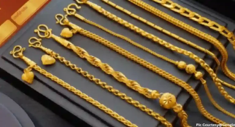 Gold Bracelet For Women : मैत्रिणींनो, सोन्याचं ब्रेसलेट घ्यायचं आहे? मग या उपयुक्त टिप्स जरुर वाचा