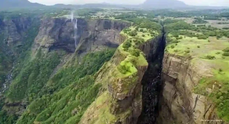 Bhandardara: सांदण दरी परिसरात पर्यटकांना ‘नो एन्ट्री’, वन विभागाने का घेतला निर्णय ?